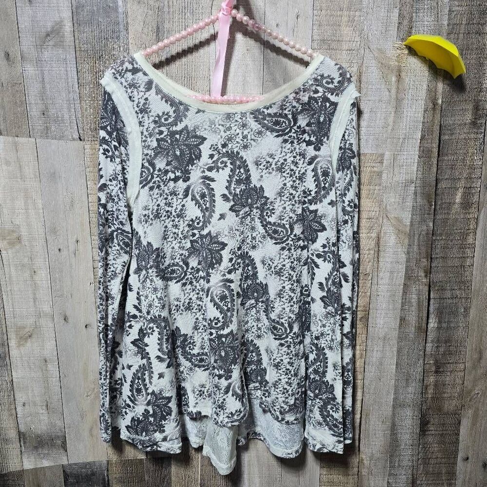 Rewind Beige Paisley Lace Detail Tee Large Boho Trendy Femme Preppy Modest